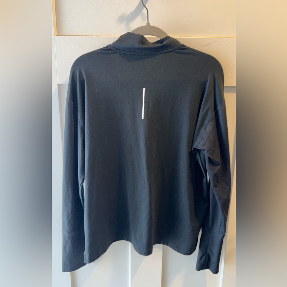 Nike Black Dri-Fit Apparel 3/4 zip - Picture 2 of 4